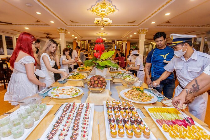 Saigon River Dinner Cruise: Buffet, Set Menu, Fine Dining (3hrs) - Drinks and special occasions