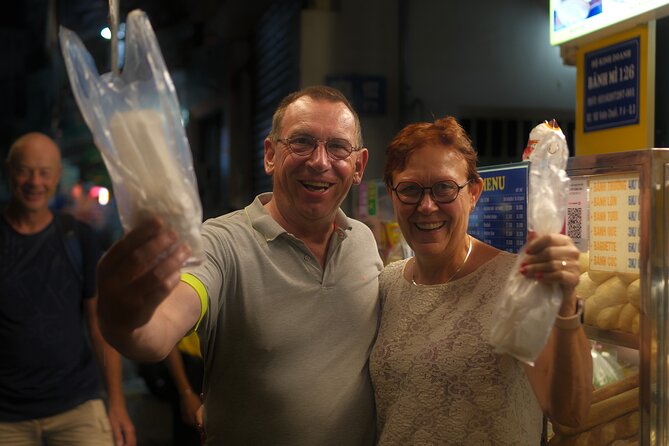 Saigon Sight & Food Tour By Night (Private Tour) - Ho Thi Ky Flower Market after dark