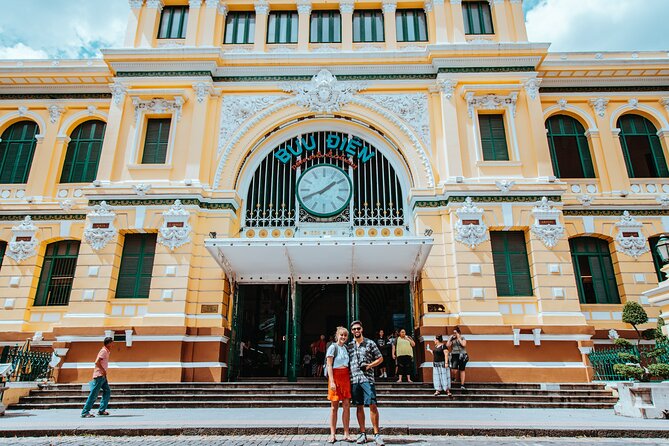 Saigon Sightseeing & Street Food Tour By scooter with Student - The food stops, from banh xeo to grilled banana
