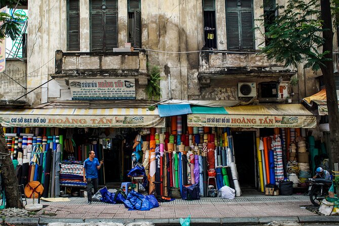 Saigon Street Photography Experience - A Buddhist temple and a slower photographic pause