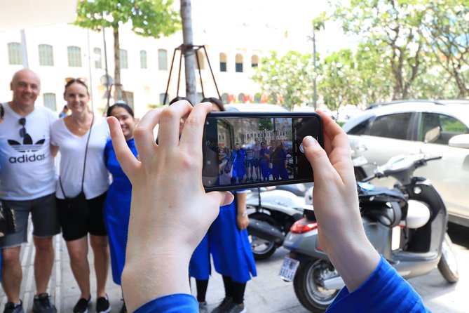 Saigon Vegan Food Tour by GirlPower Motorbike Riders | KissTour - Freshly fried pandan cake