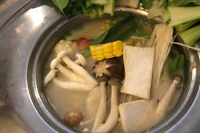 Saigon Vegetarian Tour by Motorbike and Scooter - Nguyen Thien Thuat and the everyday food scene