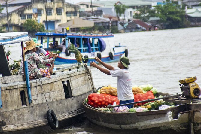 Small-group 2-Day Mekong Delta: Floating market, Cooking Class... - Cai Rang Floating Market requires an early alarm