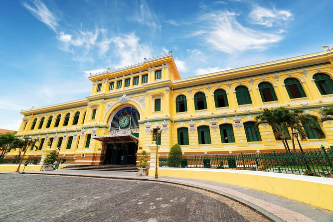 Small-group Saigon City & Cu Chi Tunnels Day Trip - The road to Cu Chi