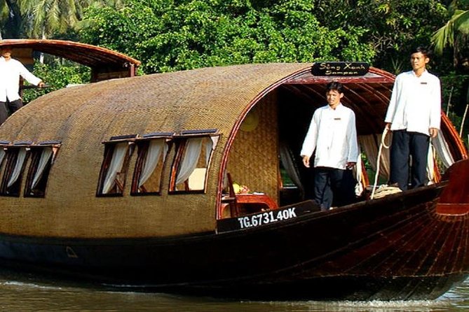 Song Xanh Sampan Mekong Cruise 2 Days 1 Night - Sa Dec and the first afternoon on the river