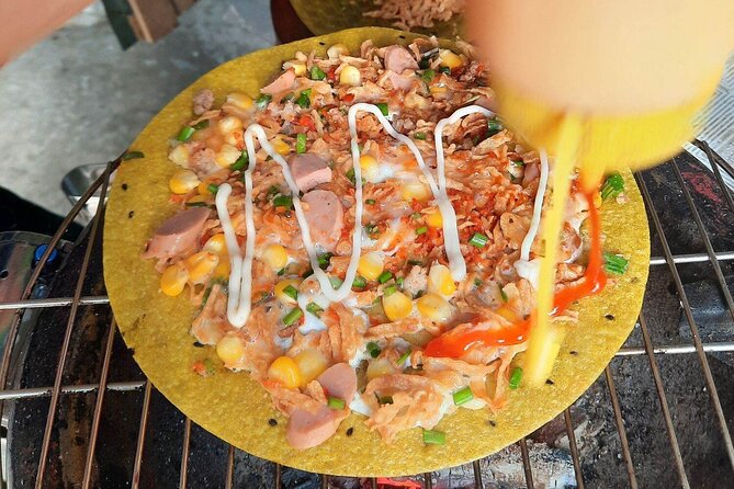 Super Niche Walking Street Food Tour in Ho Chi Minh City - Finding the everyday banh mi in District 5