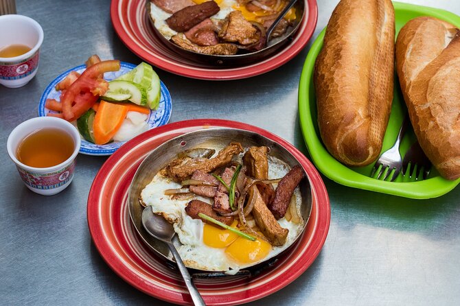 Super Niche Walking Street Food Tour in Ho Chi Minh City - What you are likely to eat