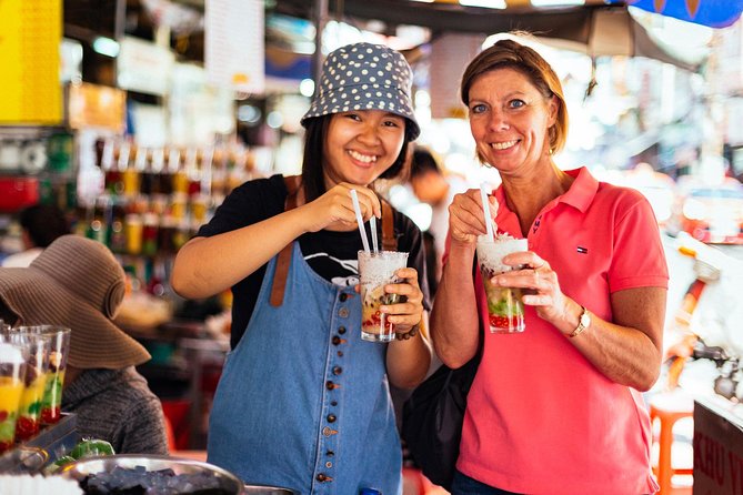 The 10 Tastings of Ho Chi Minh City With Locals: Private Street Food Tour - Bánh xèo near Tan Dinh Market