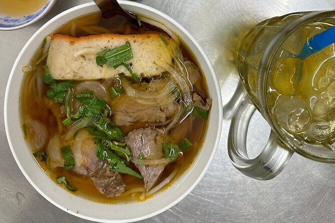 The 10 Tastings of Ho Chi Minh City With Saigon Vibes - Why this food tour feels different from a restaurant crawl