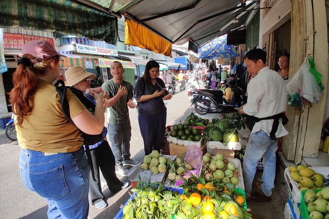 Three Coolest Neighborhoods in Saigon - Coffee, fruit, and tea that serve a purpose
