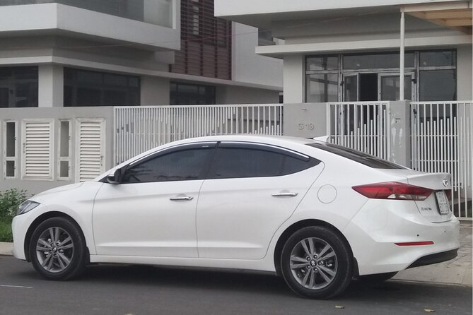 (TOP) Private car: Ho Chi Minh Airport (SGN) from/to HCM center - Key points at a glance
