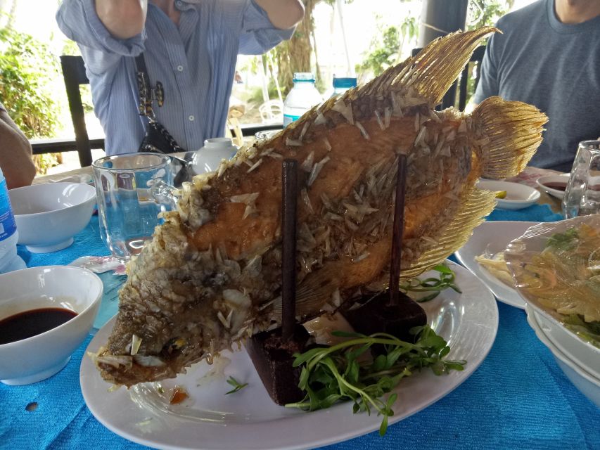 VIP Tour Authentic Mekong Delta & Local pagoda by SpeedBoat - Southern folk music and the Lambro tuk-tuk ride