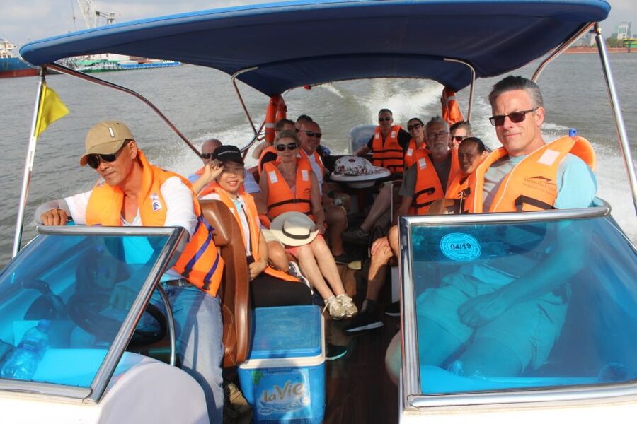 VIP Tour Enjoy Romantic Sunset by Speed Boat Free Cocktail - Vinhomes, Saigon New Port, and the modern city