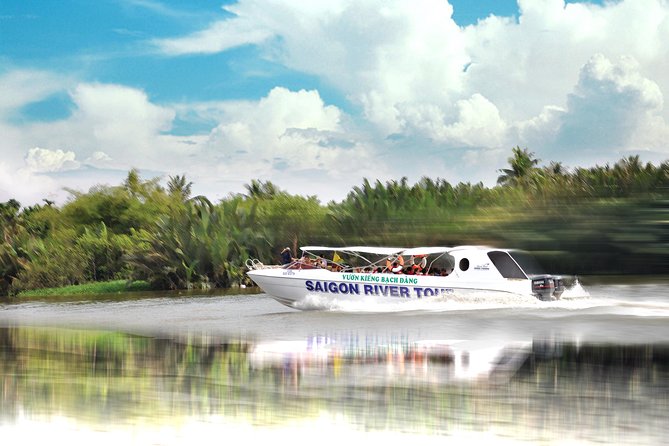 VIP Tour in Dragon Floating Temple sightseeing by SpeedBoat - Key points at a glance