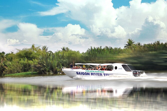 VIP Tour in Saigon: Romantic Sunset Cocktail by SpeedBoat - Seeing Saigon change color from the Saigon River