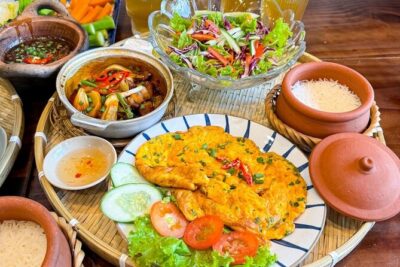 Vung Tau Full-Day Tour with Beach, Christ Statue & White Palace